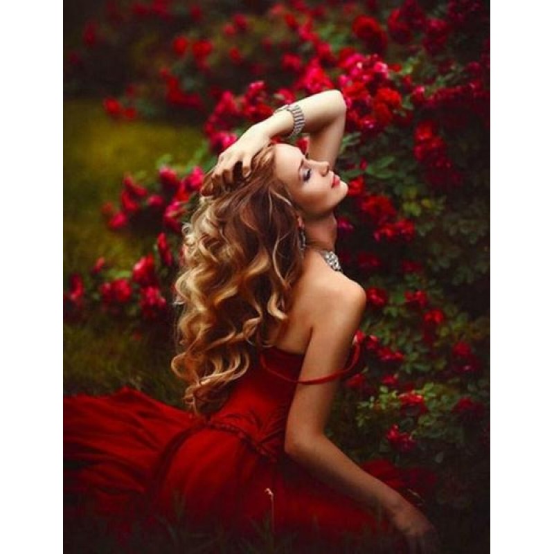 Gorgeous Lady in Flo...