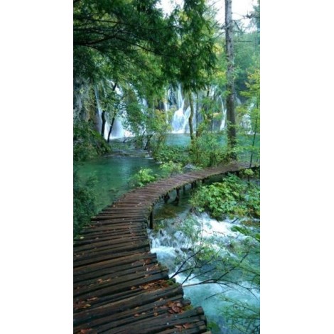 Plitvice Lake- Diamond Painting